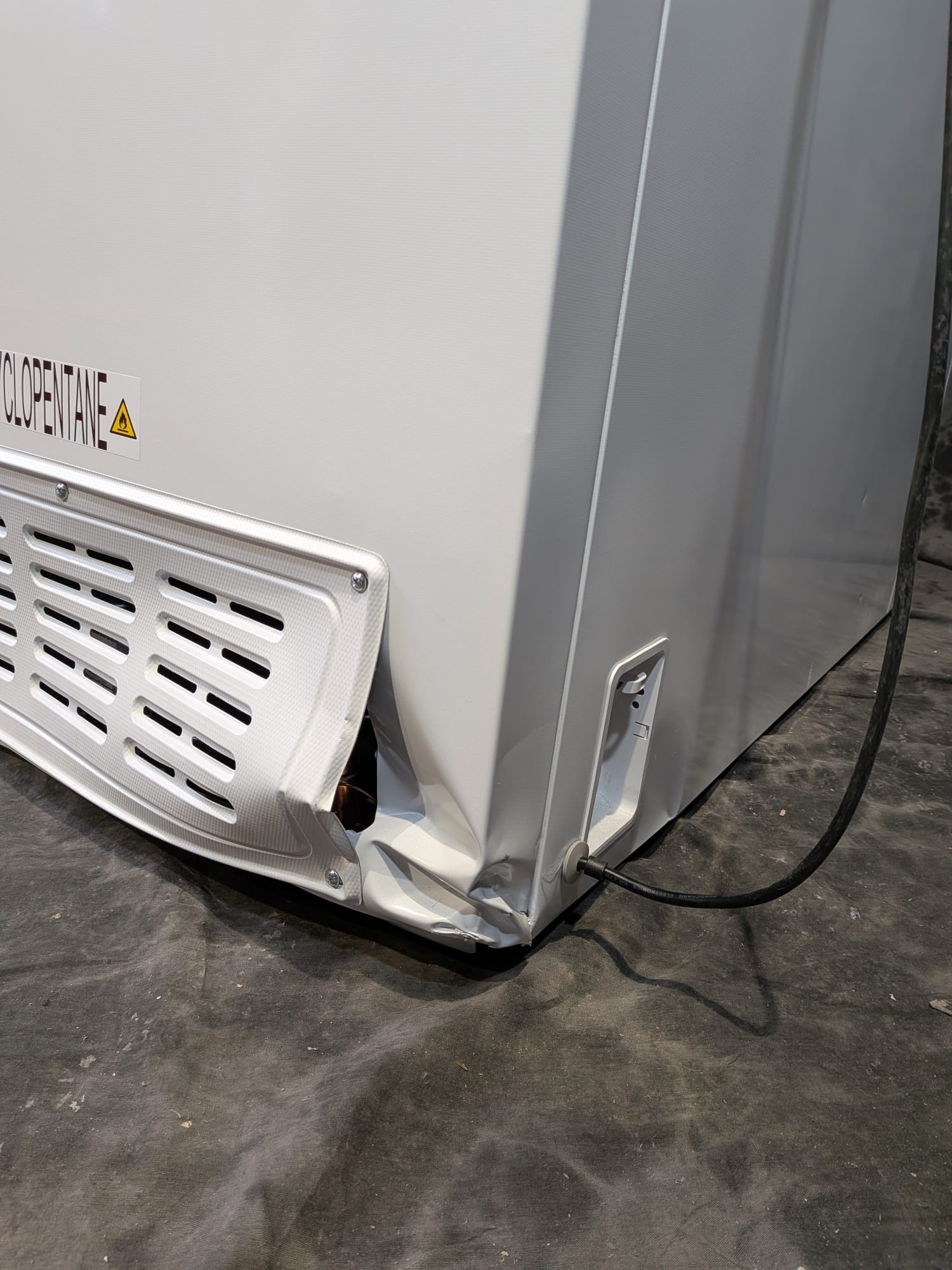 Hisense 300L Hybrid Chest Freezer HRCF301
