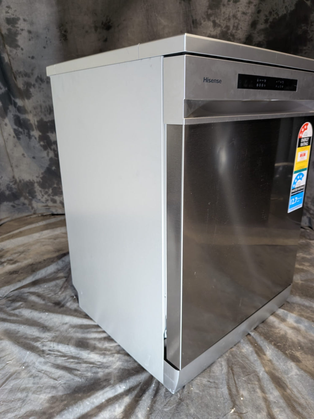 Hisense 60cm Freestanding Dishwasher Stainless Steel HSCE14FS