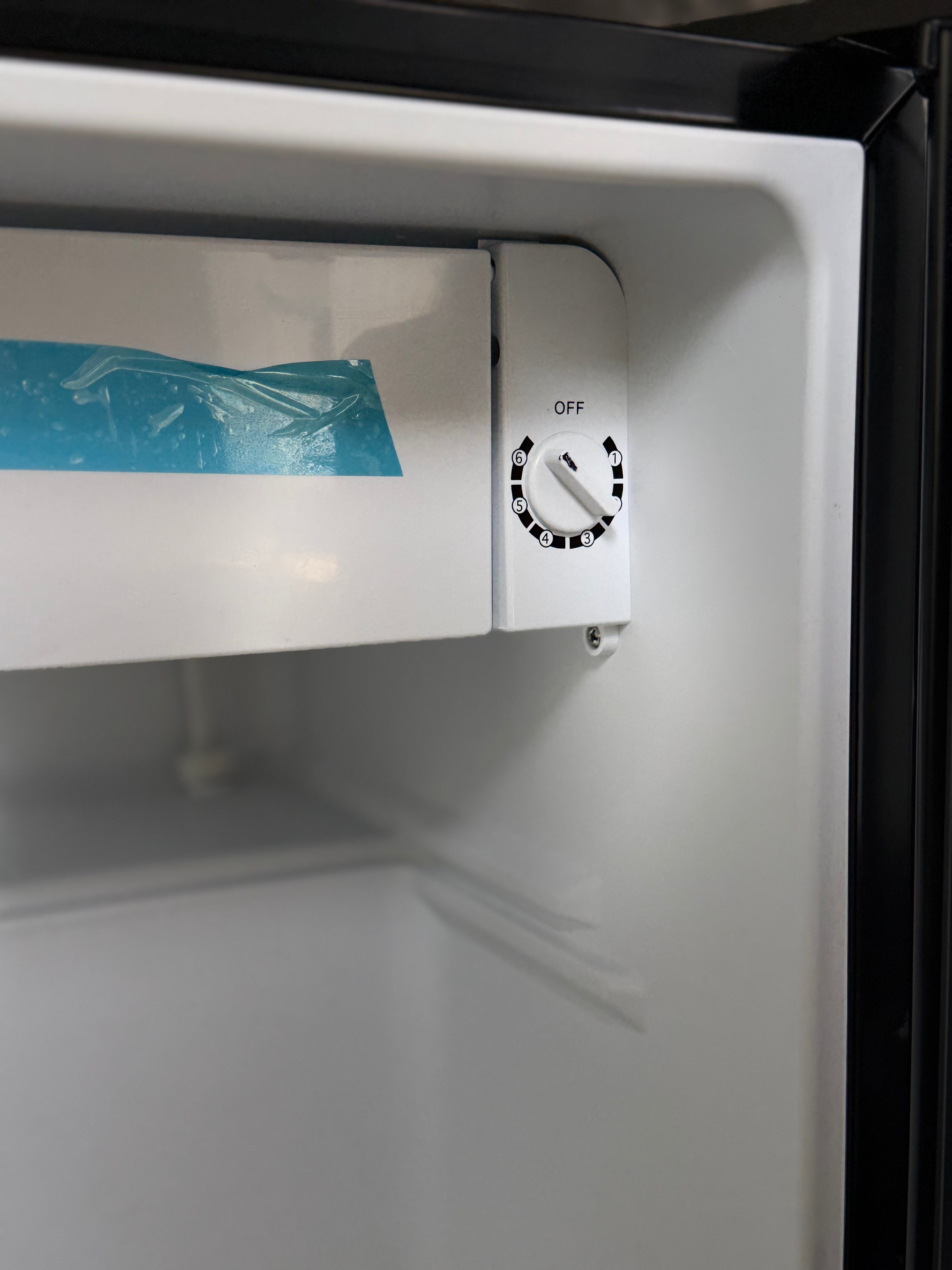 Stirling 43L Bar Fridge SBF43B