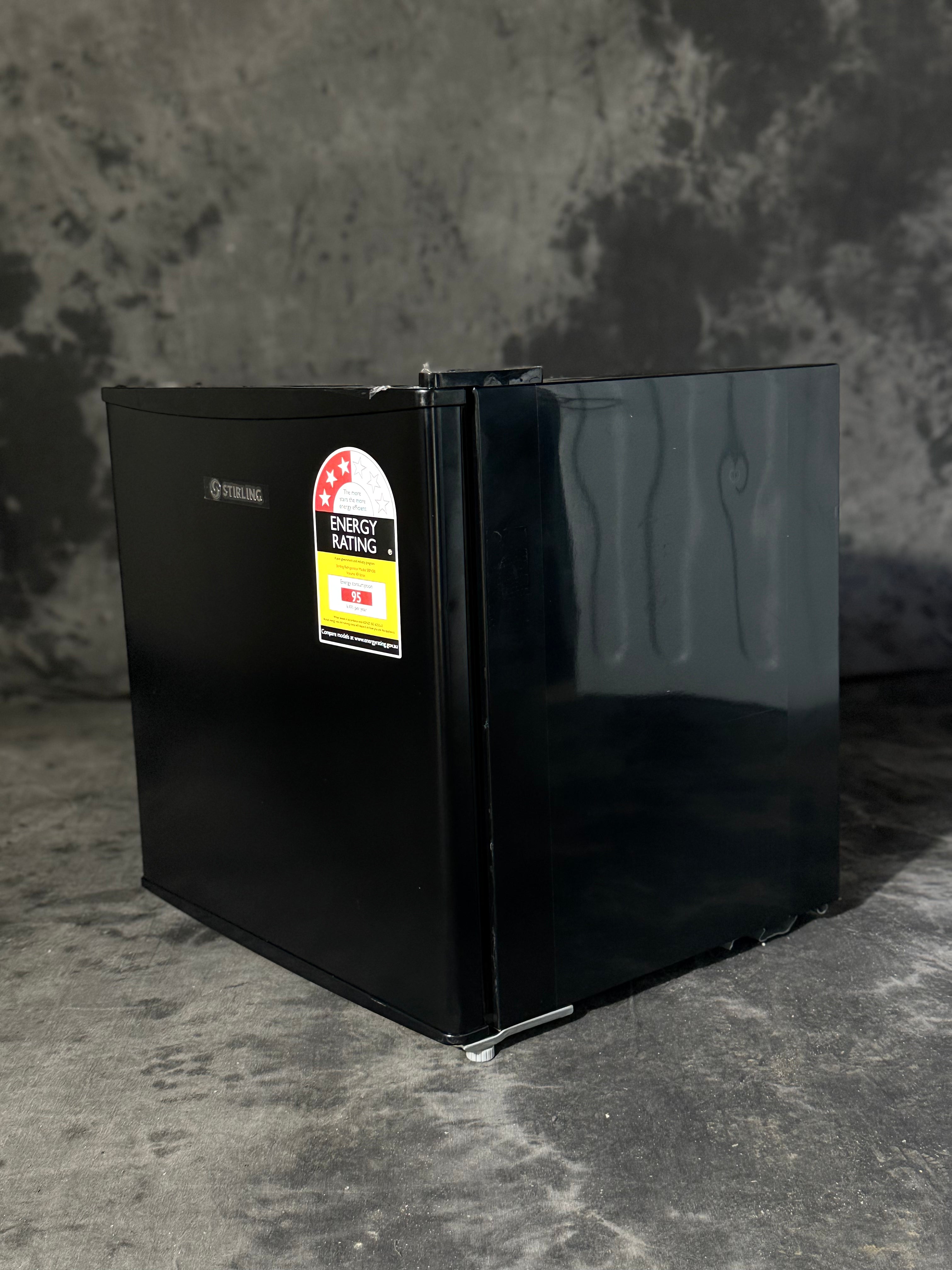 Stirling 43L Bar Fridge SBF43B