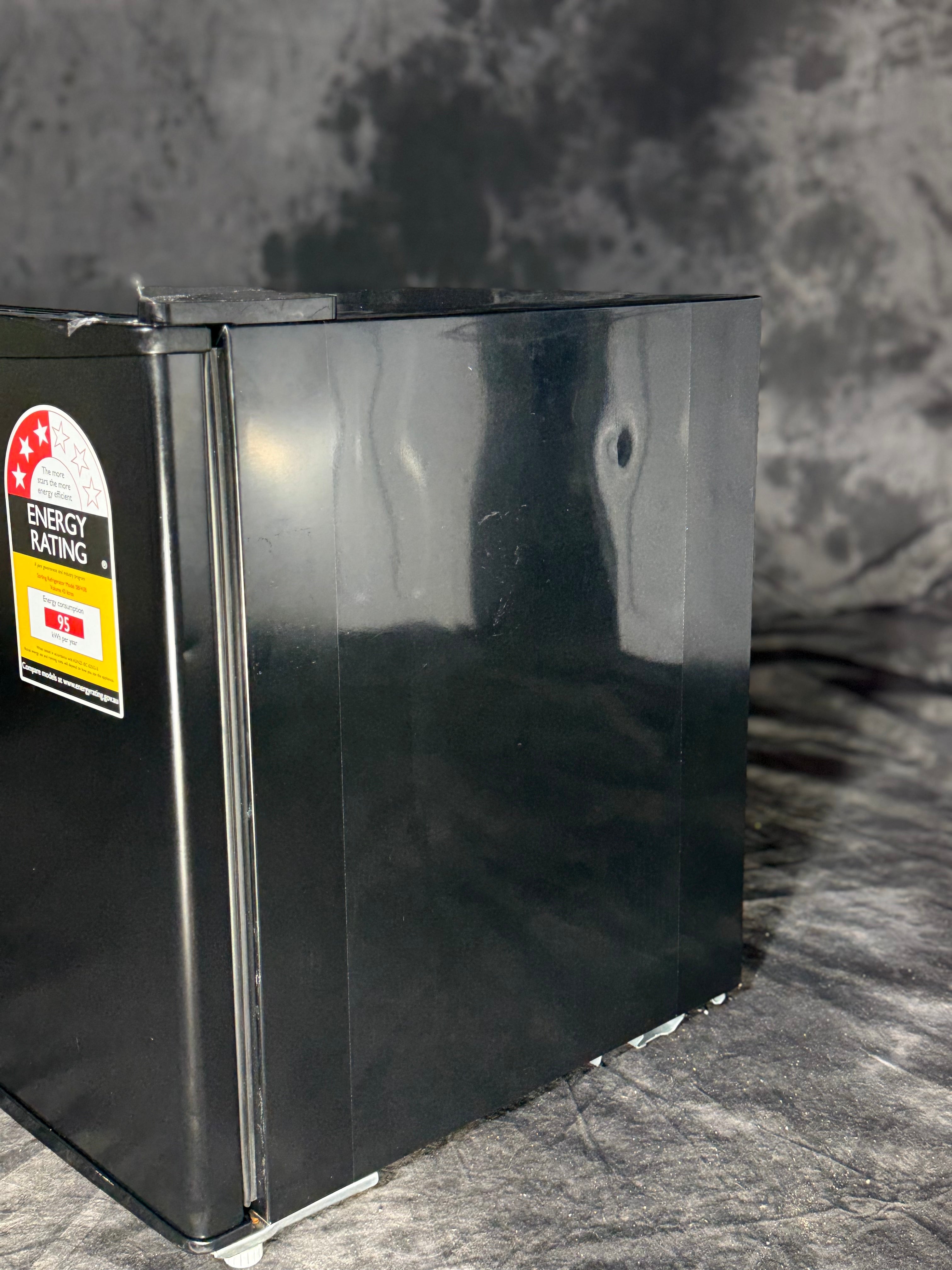Stirling 43L Bar Fridge SBF43B