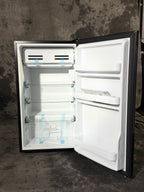 Stirling 93L Bar Fridge SBF93B