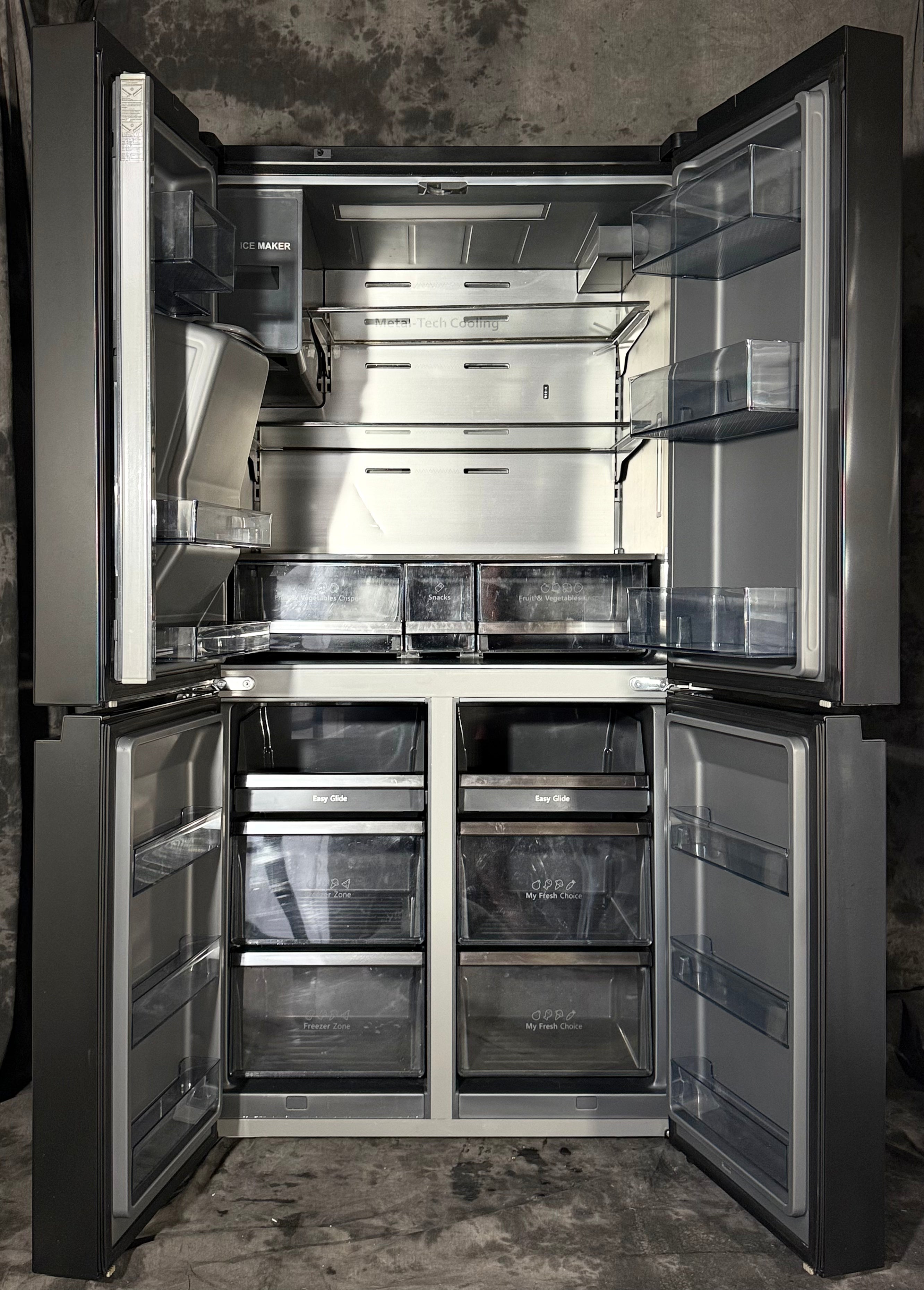 Hisense 632L Side by Side Refrigerator HRSBS633BW