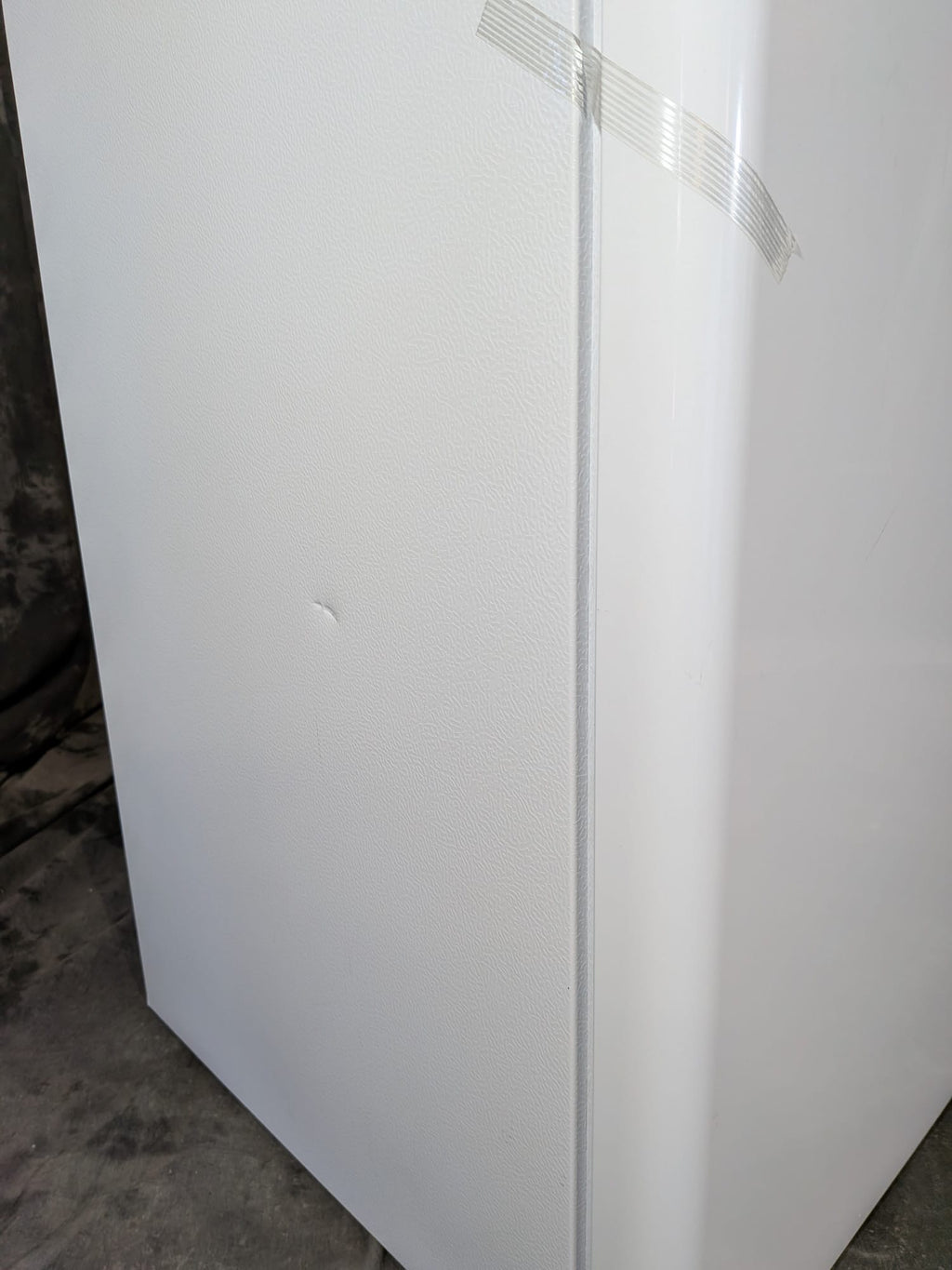 Hisense 124L Bar Fridge HRBF126