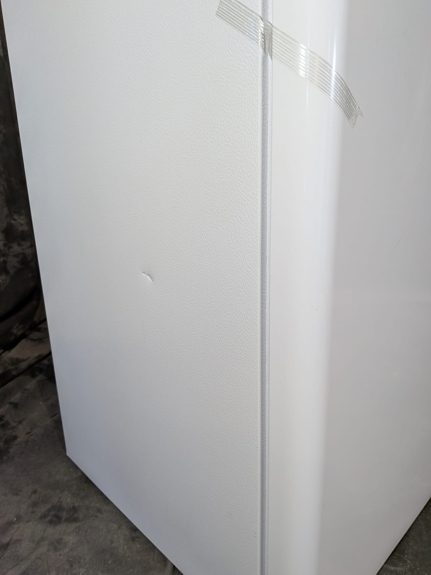 Hisense 124L Bar Fridge HRBF126