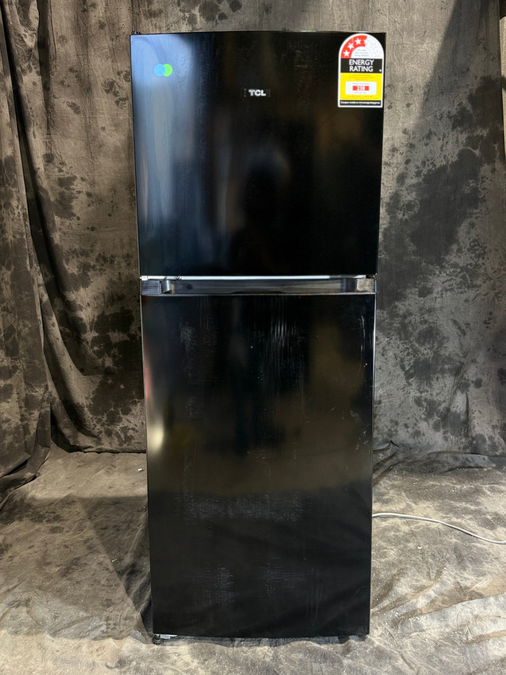 TCL 197L Top Mount Refrigerator P220TMB