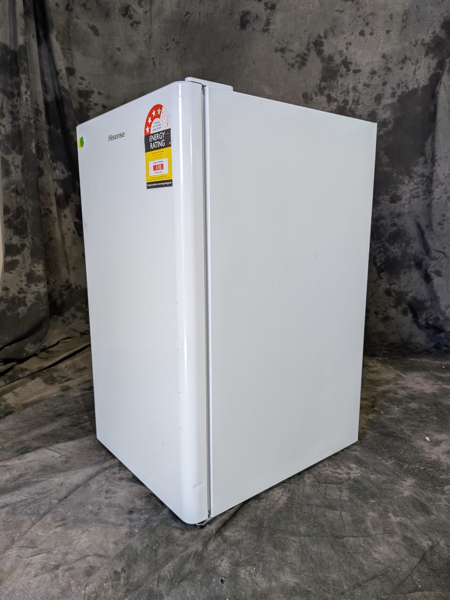 Hisense 124L Bar Fridge HRBF126