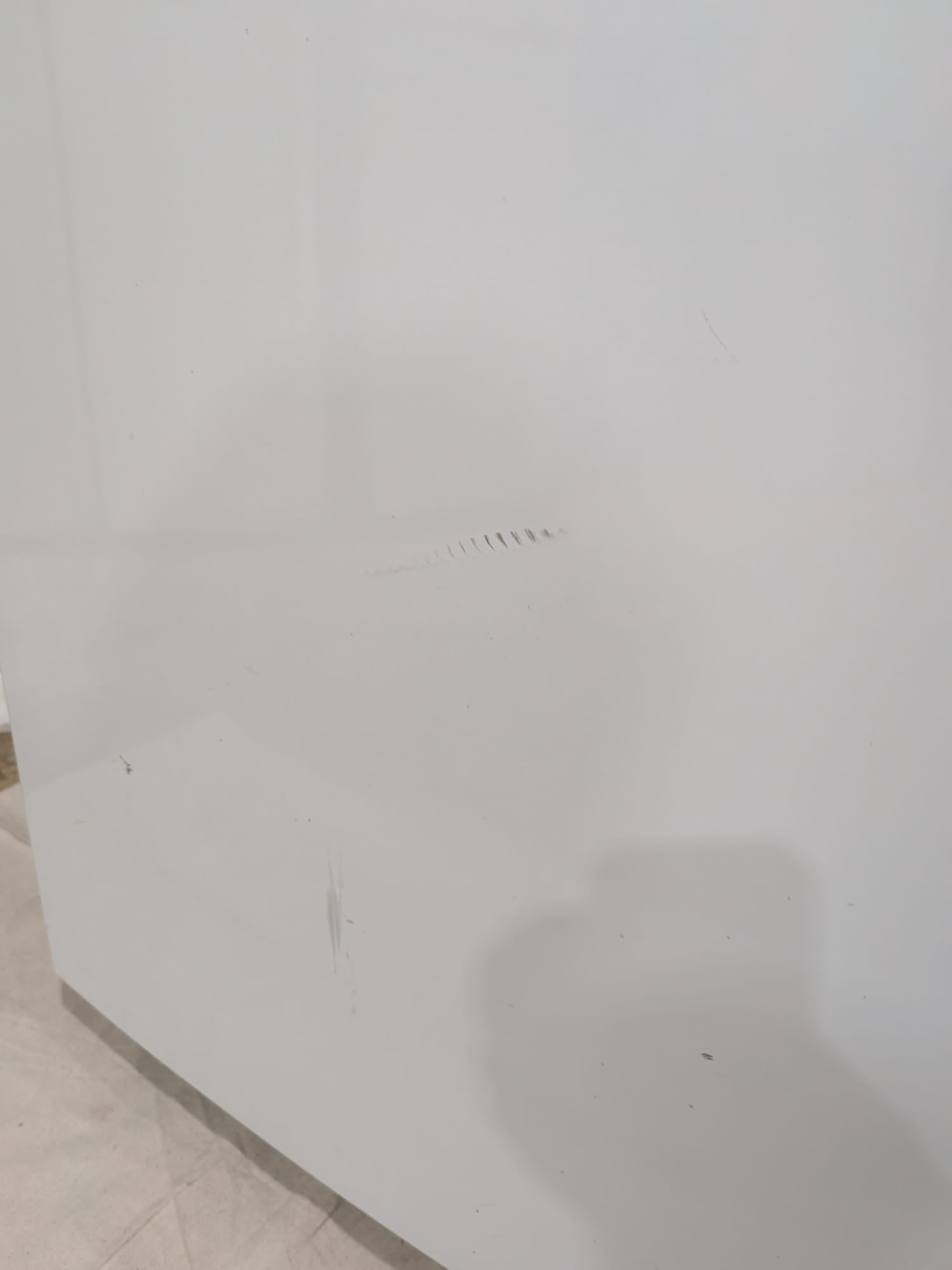 Westinghouse 416L Top Mount Refrigerator RF422V
