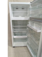 Westinghouse 416L Top Mount Refrigerator RF422V