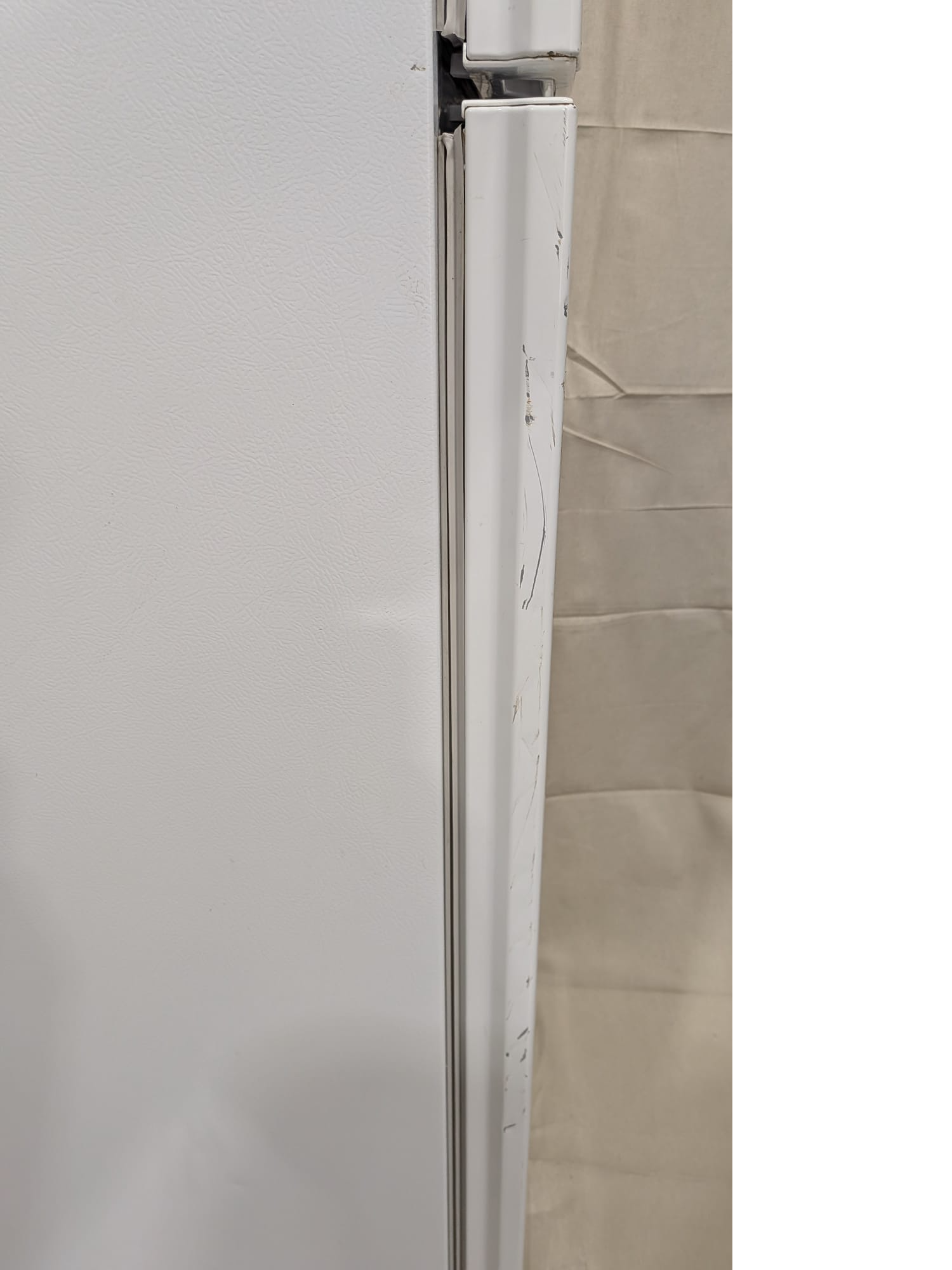 Samsung 341L Top Mount Refrigerator SR342WTC