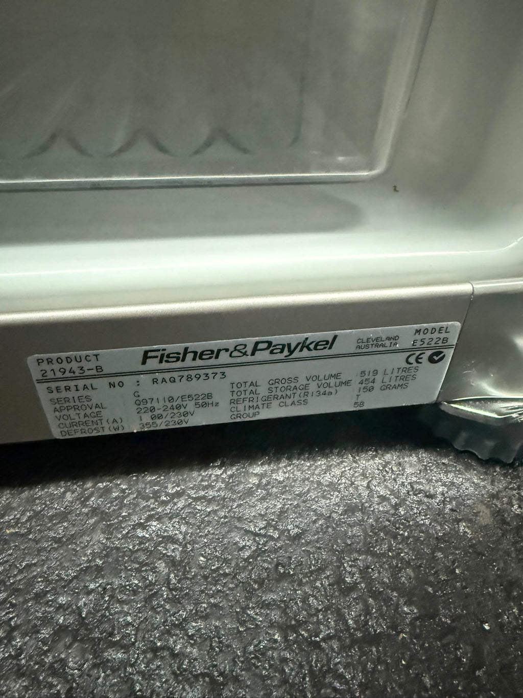 Fisher & Paykel 519L Bottom Mount Refrigerator
