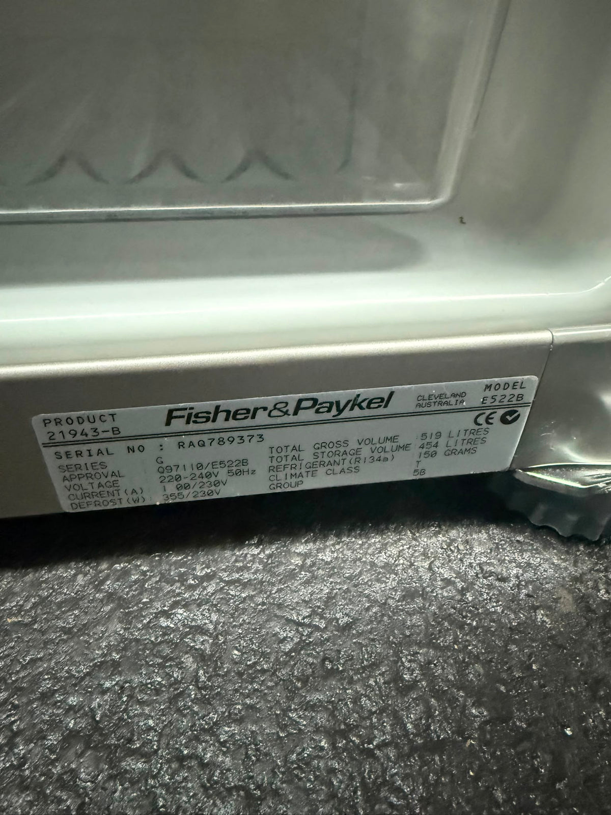 Fisher & Paykel 519L Bottom Mount Refrigerator