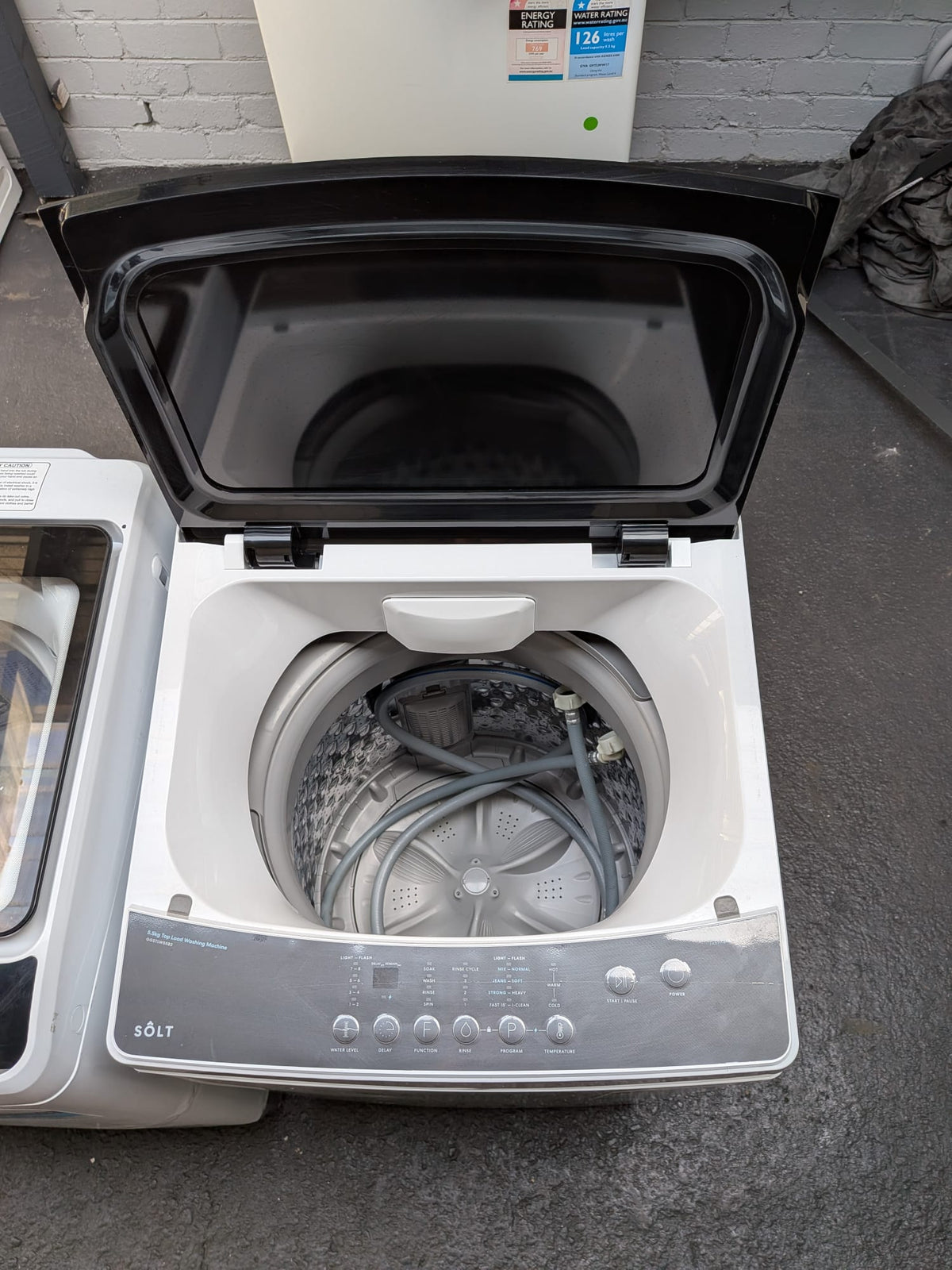 GGSTLW55B2 5.5kg Top Load Washing Machine – White