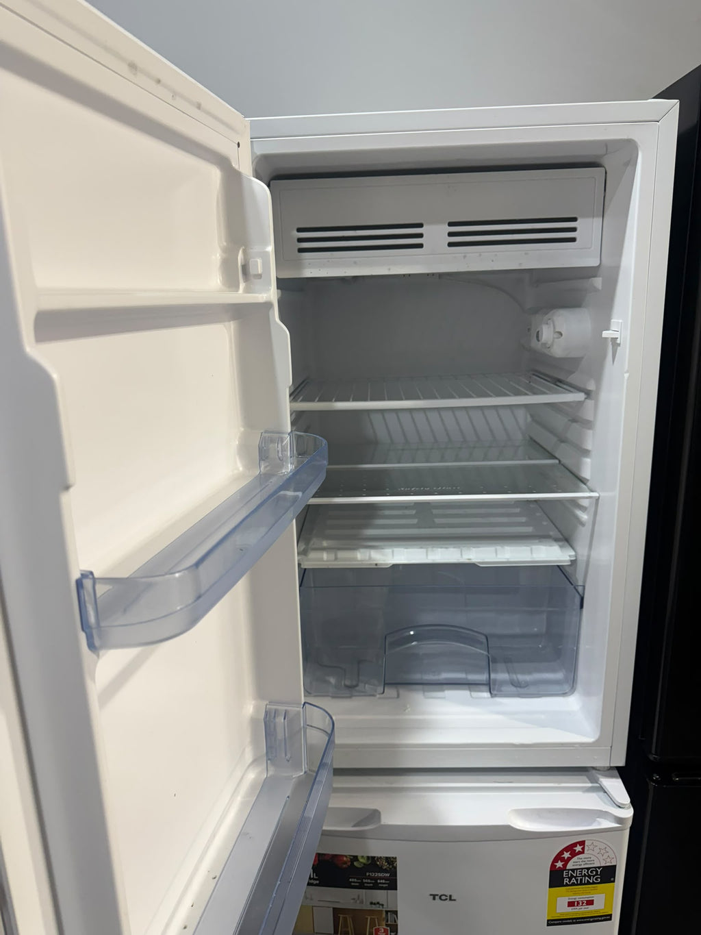 Euromaid 126L Bar Fridge - White