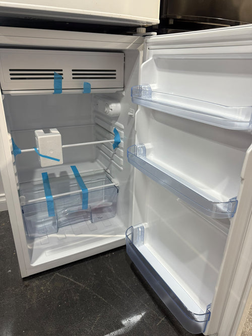 121L Bar Fridge - White