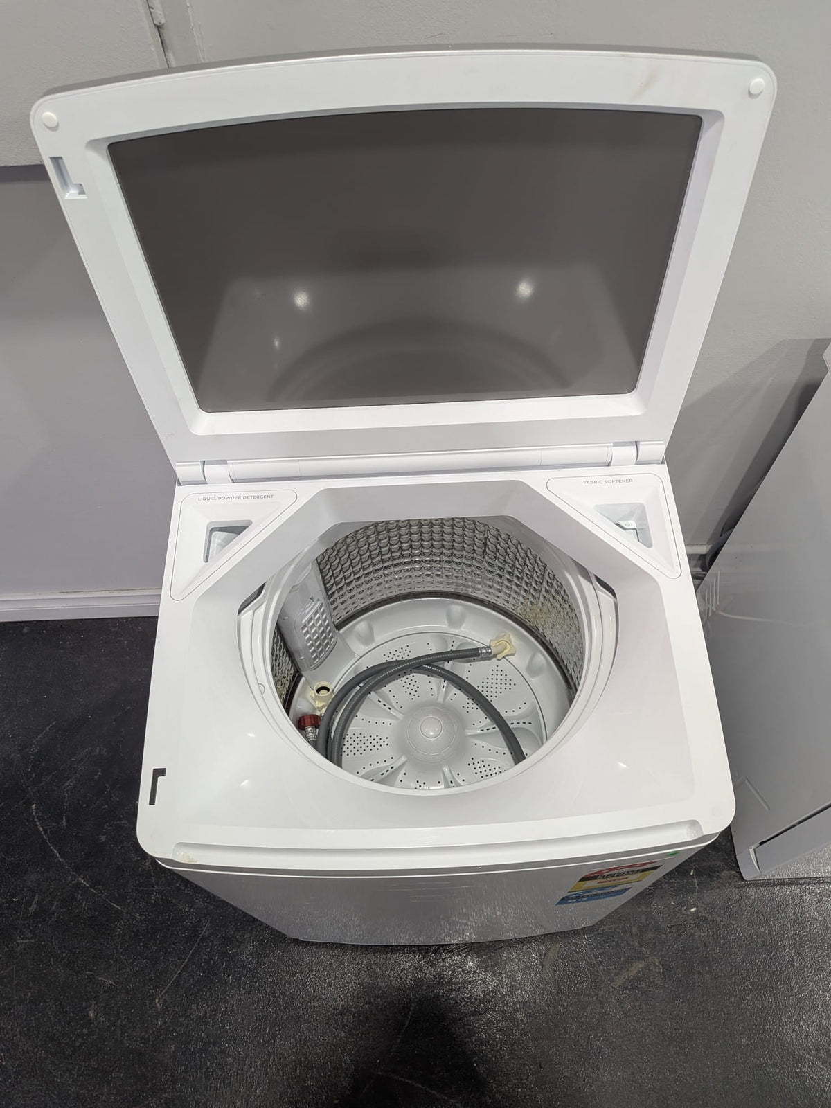 Fisher & Paykel 8kg Series 5 Top Loader Washer with UV Sanitise - White