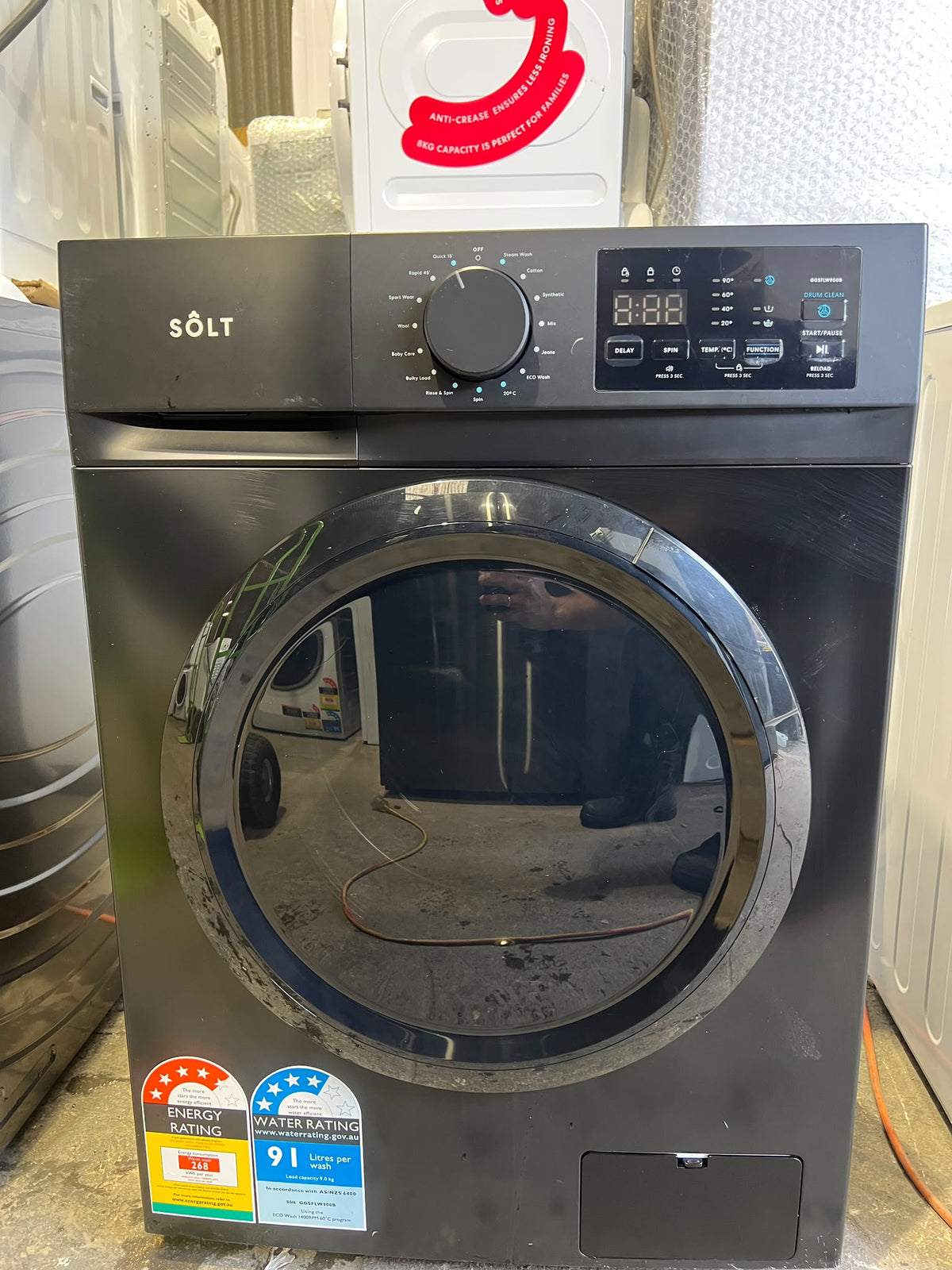 GGSFLW900B 9kg Front Load Washer – Black