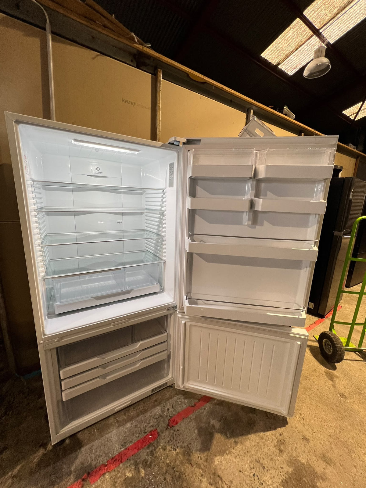 Fisher & Paykel 519L Series 7 French Door Refrigerator - White