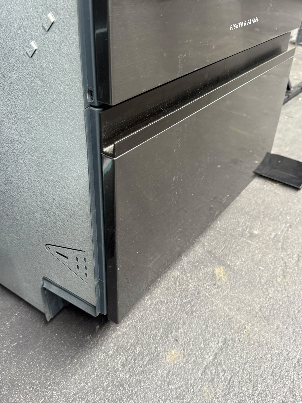 Fisher & Paykel Series 9 Double DishDrawer™ Dishwasher – Black Stainless Steel