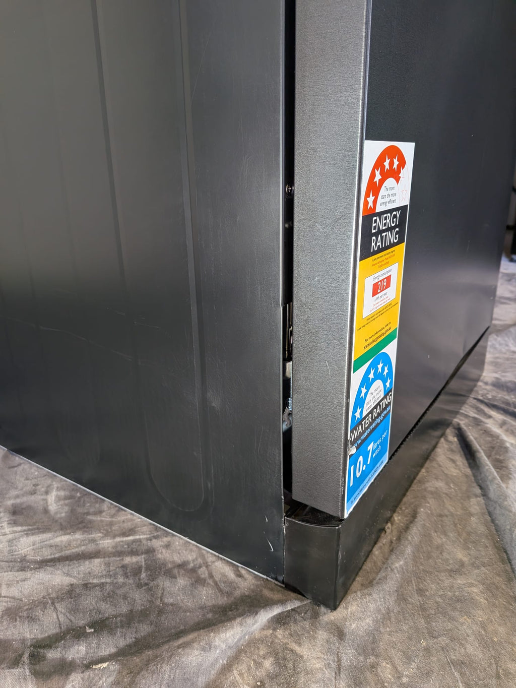 Hisense Freestanding Dishwasher Black Steel HSAP16FB