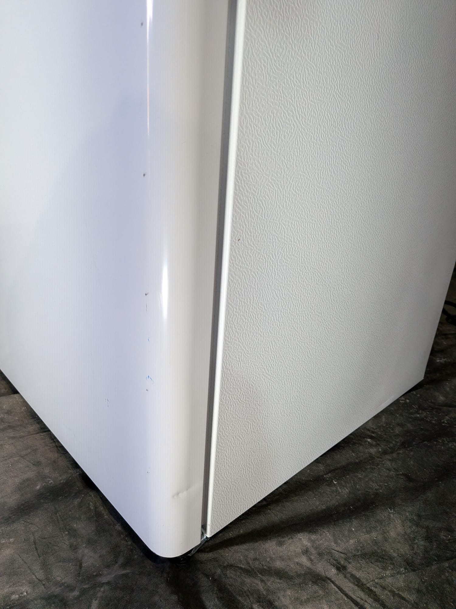 Hisense 124L Bar Fridge HRBF126