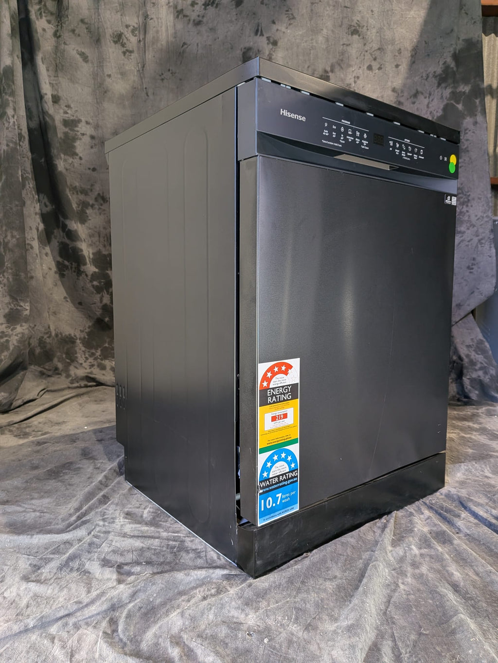 Hisense Freestanding Dishwasher Black Steel HSAP16FB